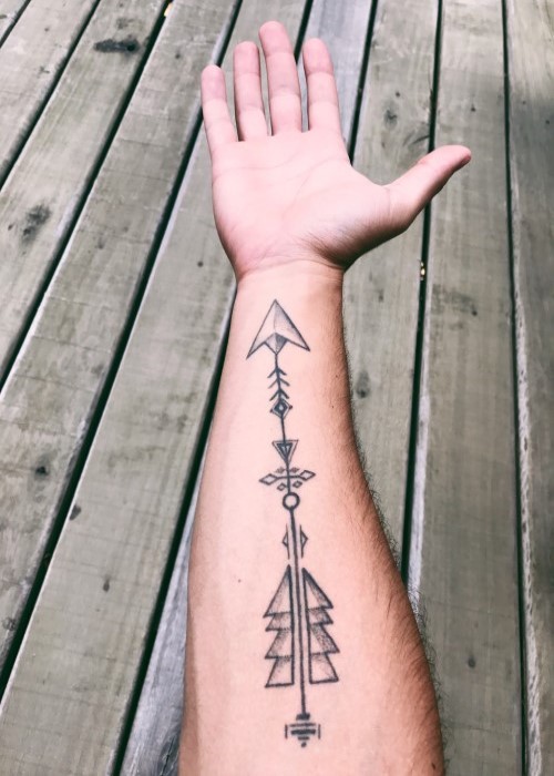 arrow tattoo